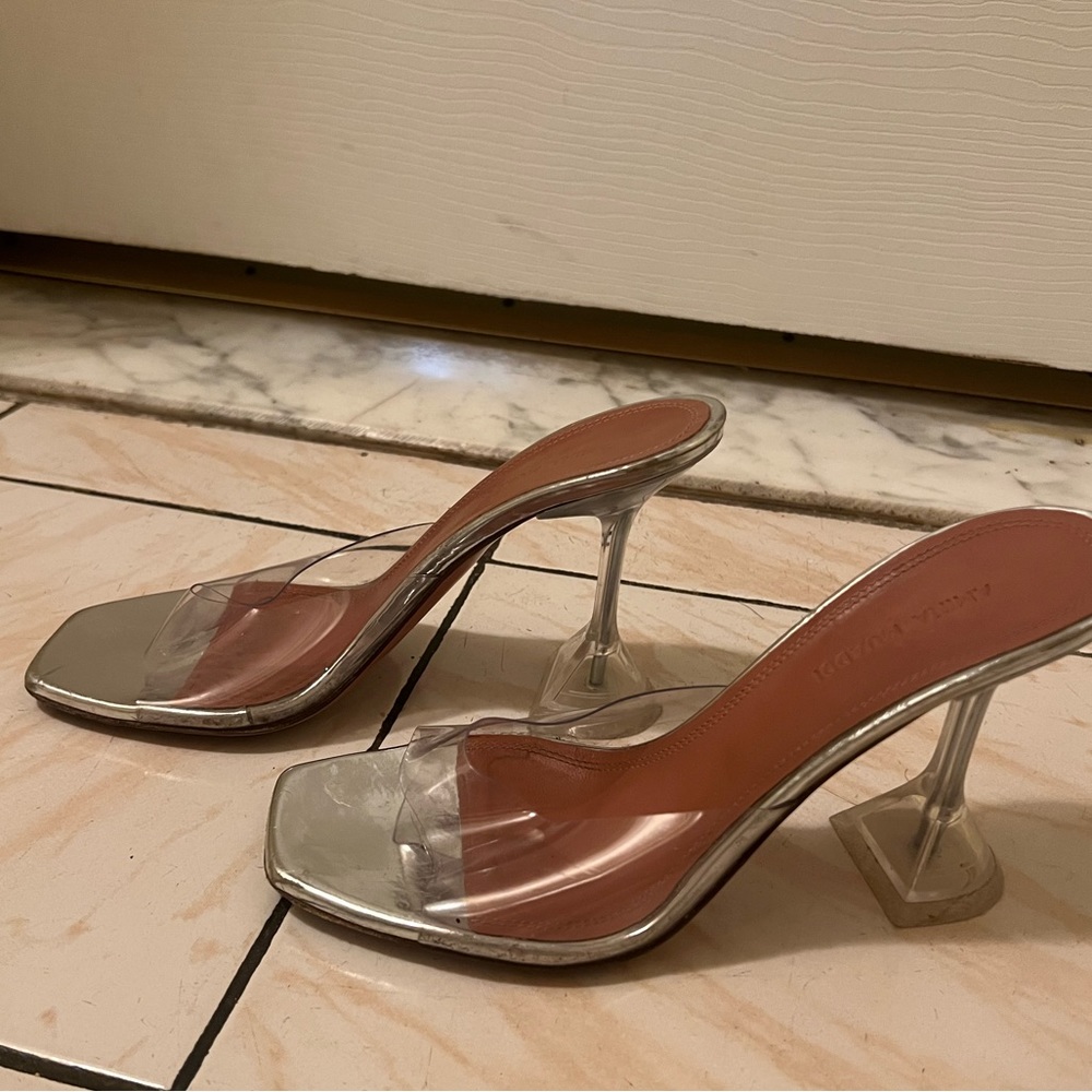 Amina Muaddi Lupita Glass Mules - Clear Transparent
Size 37 IT 6 US